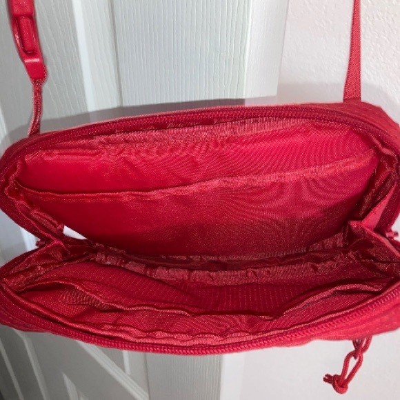 Supreme Fw18 Shoulder Bag Red 3m Reflective DP